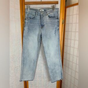 Kensie Vintage Luxe - The Slim - Light Wash Crop Jeans - Size 4/27